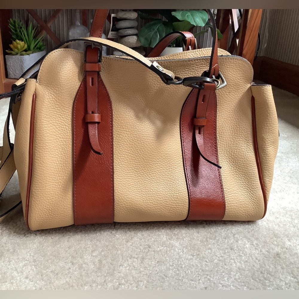 Genuine Leather A.Bellucci Made in Italy Handbag Removable crossbody strap used